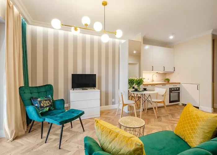 Sky Home- Green Apartament -Manufaktura, Bezplatny Parking, Klimatyzacja, Dostep Na Kod