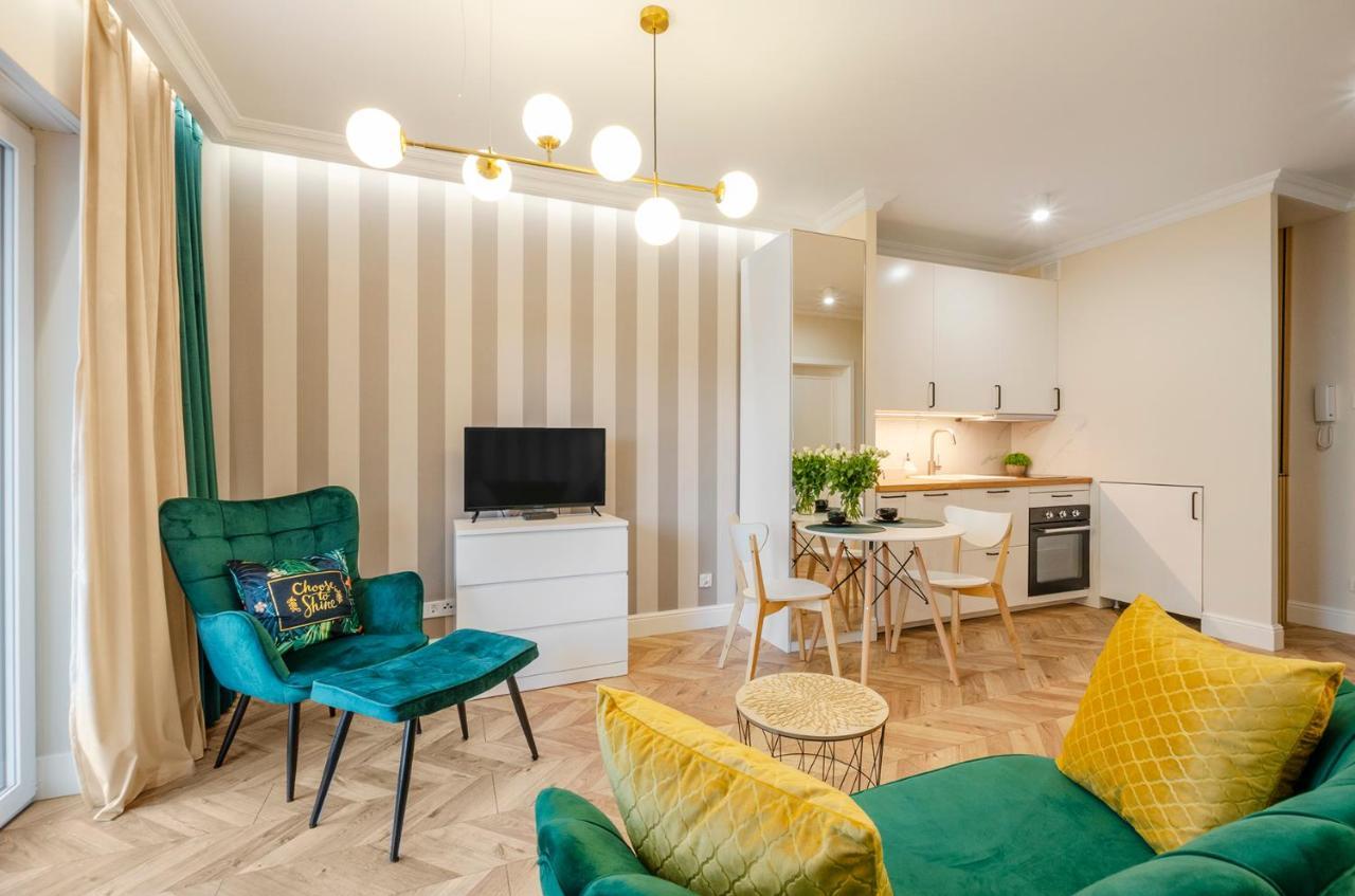 Sky Home- -manufaktura, Bezplatny Parking, Klimatyzacja, Dostep Na Kod Apartment Lodz (Lodz)